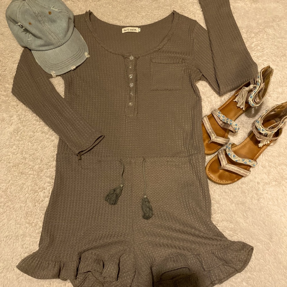 Lounge romper size small